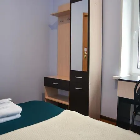 ゲストハウス Dobra Noc, Parking Wifi